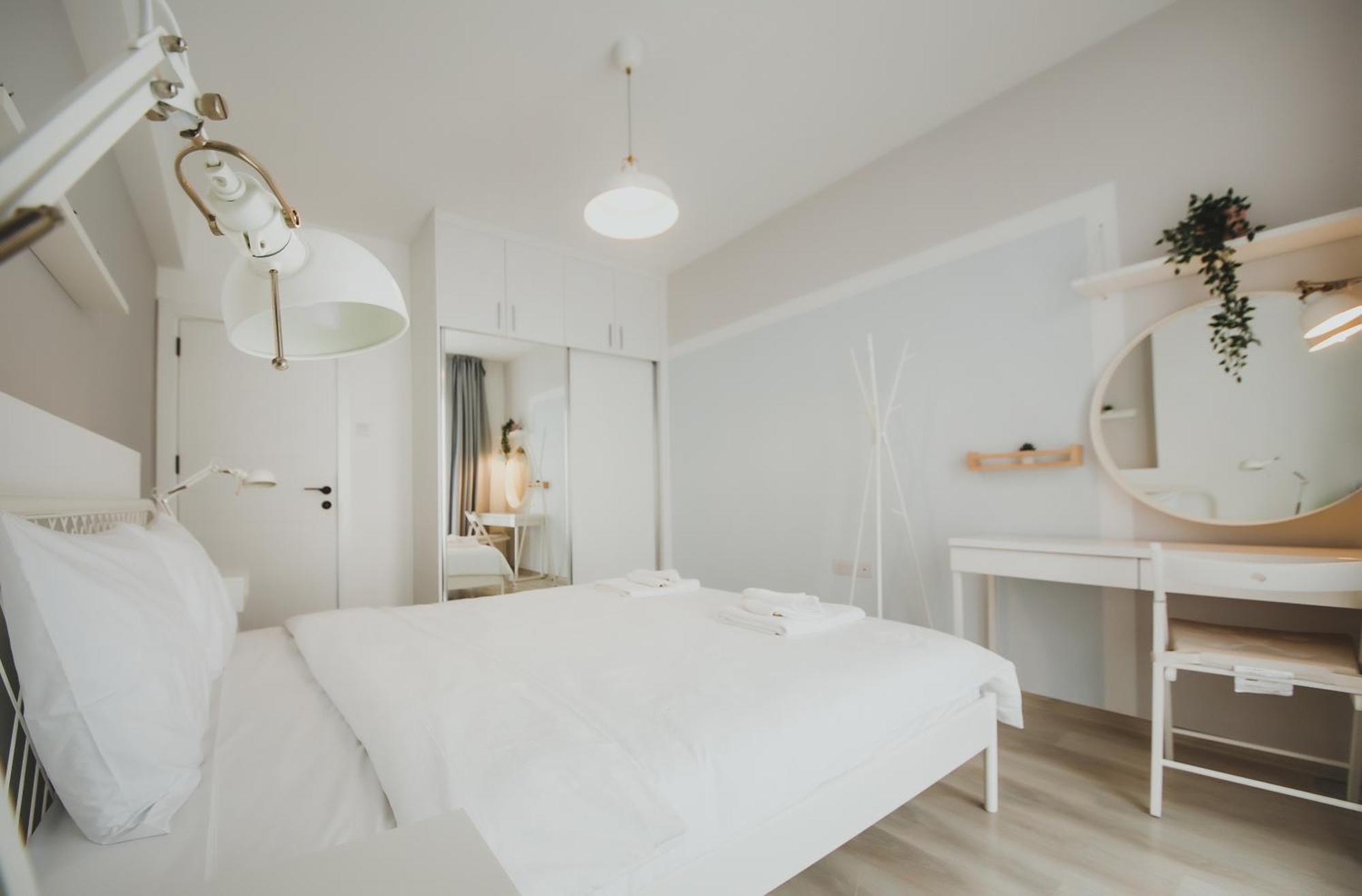 Caesar Blue Seaside Luxury Apartments Gastria Eksteriør billede